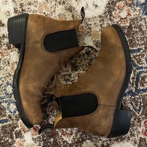 Blundstone #1673 Heeled Boots - Antique Brown